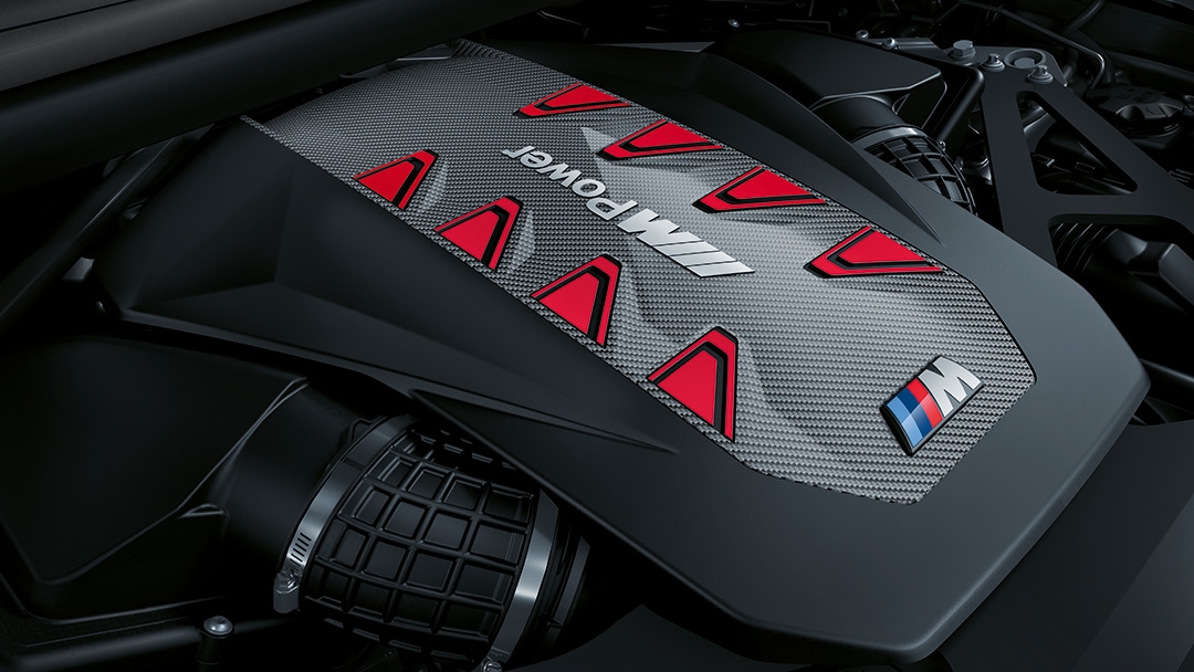 Қуаты 625 а.к. болатын өндіргіштігі жоғары 8-цилиндрлі V-тәріздес M TwinPower Turbo қозғалтқышы